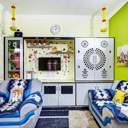 Sri Sakthi Home Stay - Beyond The Expectations- 10 To 15 Minutes Drive From Railway Station And Bus Station Тирупати Экстерьер фото