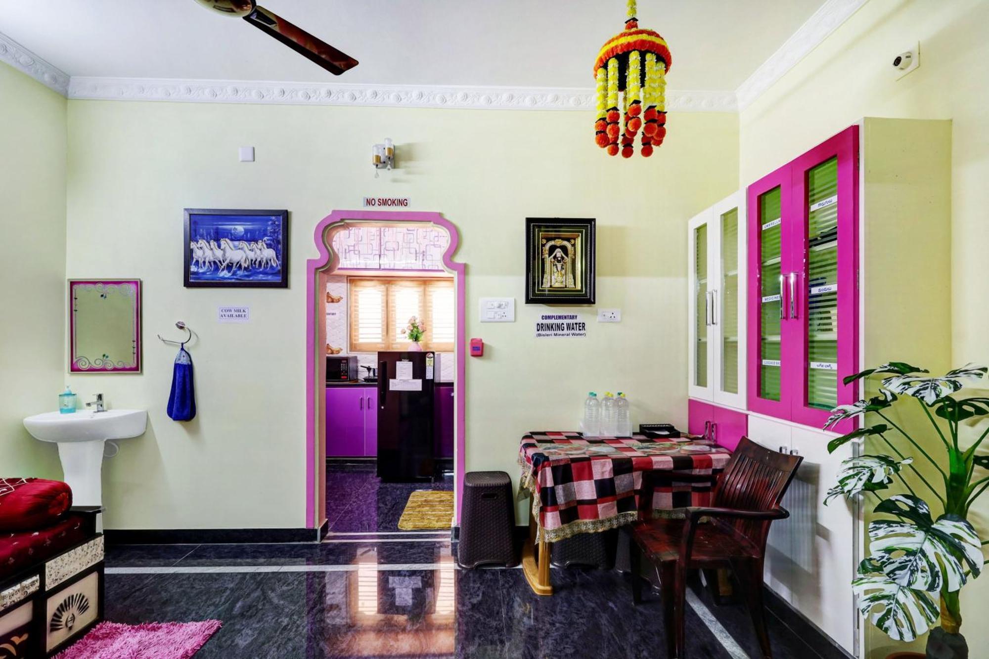 Sri Sakthi Home Stay - Beyond The Expectations- 10 To 15 Minutes Drive From Railway Station And Bus Station Тирупати Экстерьер фото
